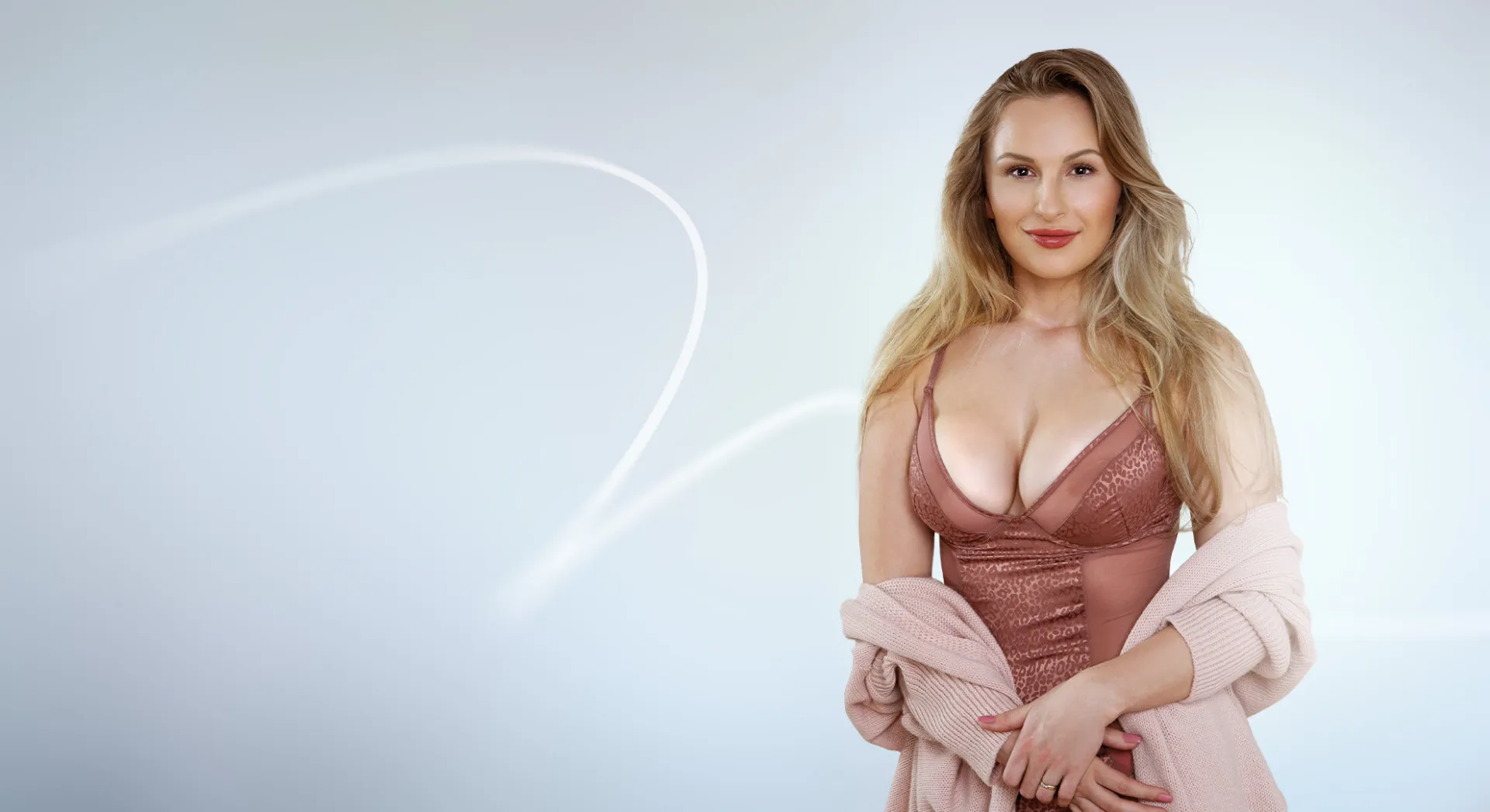 Mrs. Sandra 25 - Breast augmentation with implants including modelling